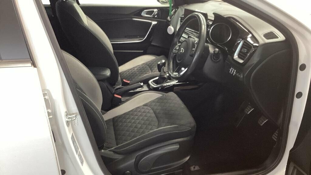 Kia Ceed Sportswagon 1.0T-gdi 118Bhp Brown #22
