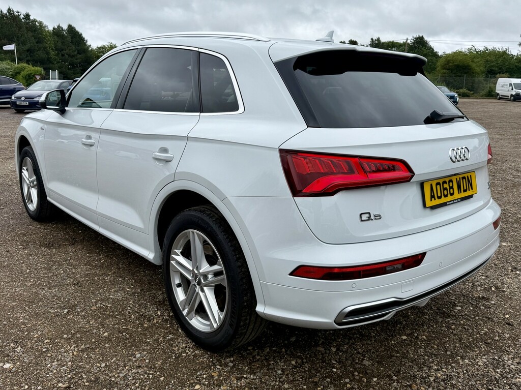 Audi Q5 2.0 Tdi 40 S Line 2018 White #5