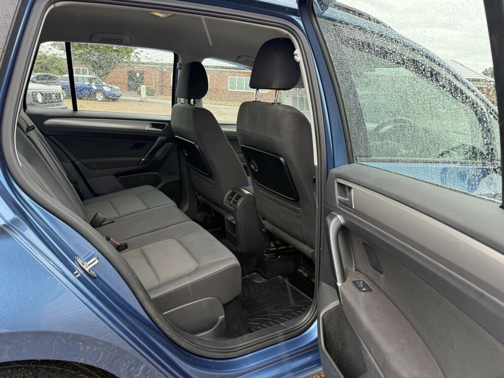 Volkswagen Golf SV Se Blue #13