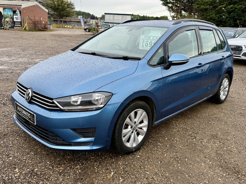 Volkswagen Golf SV Se Blue #3