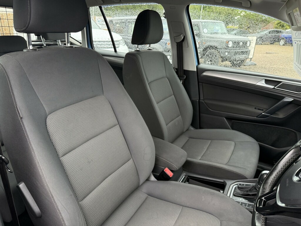 Volkswagen Golf SV Se Blue #16