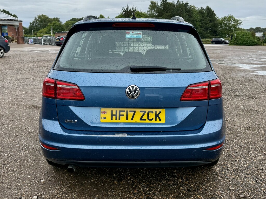 Volkswagen Golf SV Se Blue #6