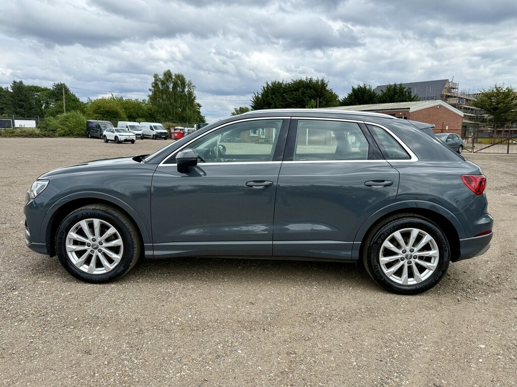 Audi Q3 1.5 Tfsi Cod 35 Sport 2019 AP19FLL Grey #4