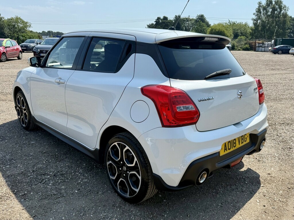 Suzuki Swift 1.4 Boosterjet Sport 2018 AO18VBG White #5