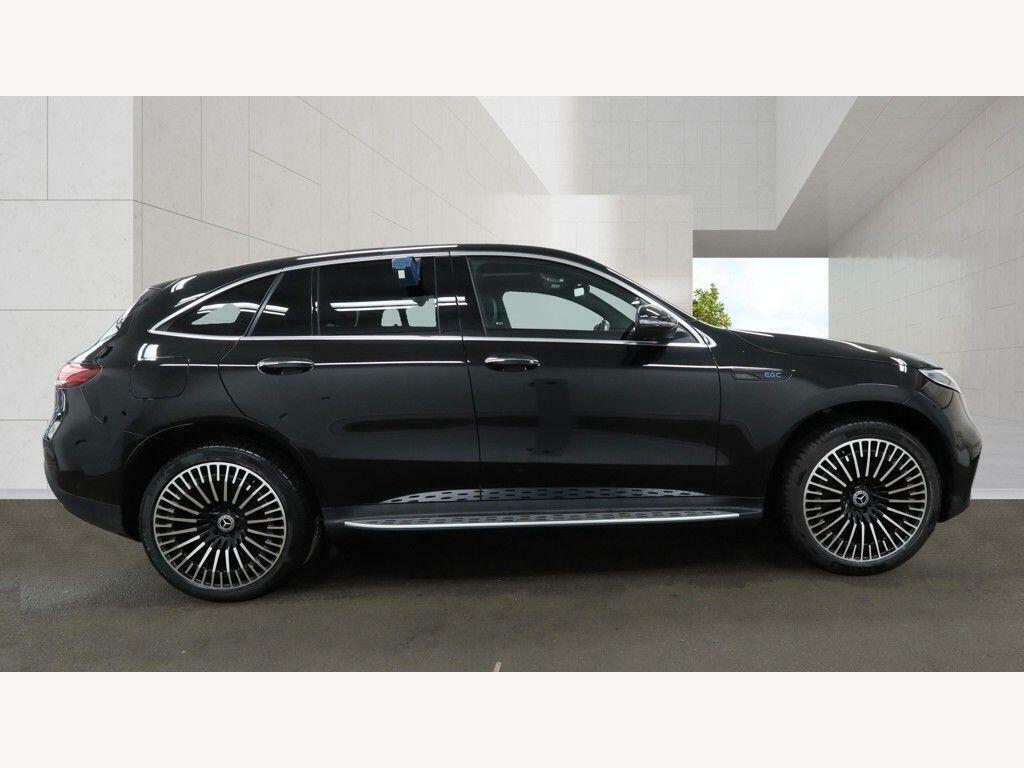 Mercedes-Benz EQC 400 80Kwh Amg Line Premium 4Matic Black #4