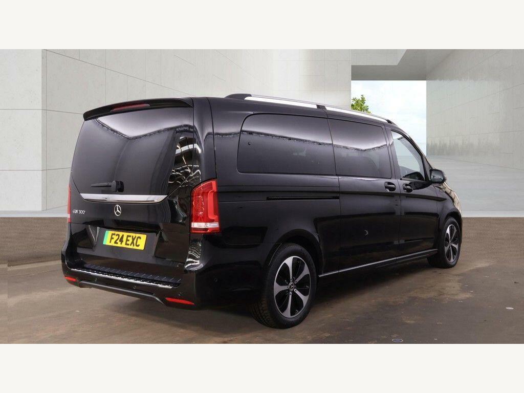Mercedes-Benz EQV 300E 90Kwh Sport Premium Black #3