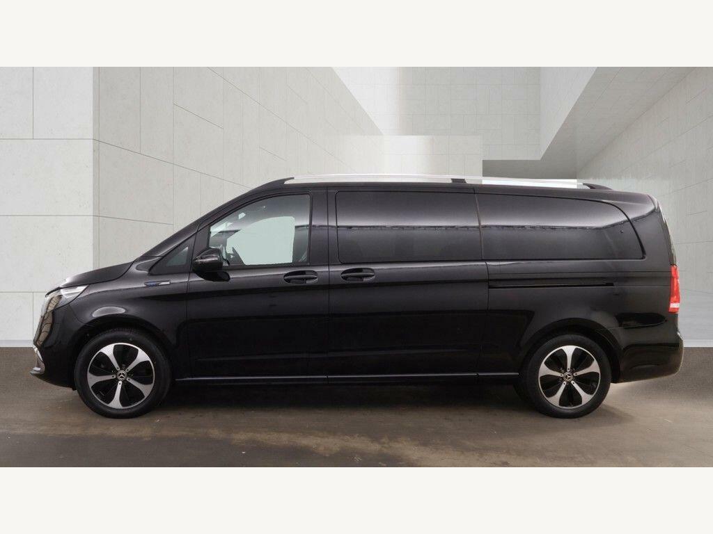 Mercedes-Benz EQV 300E 90Kwh Sport Premium Black #2