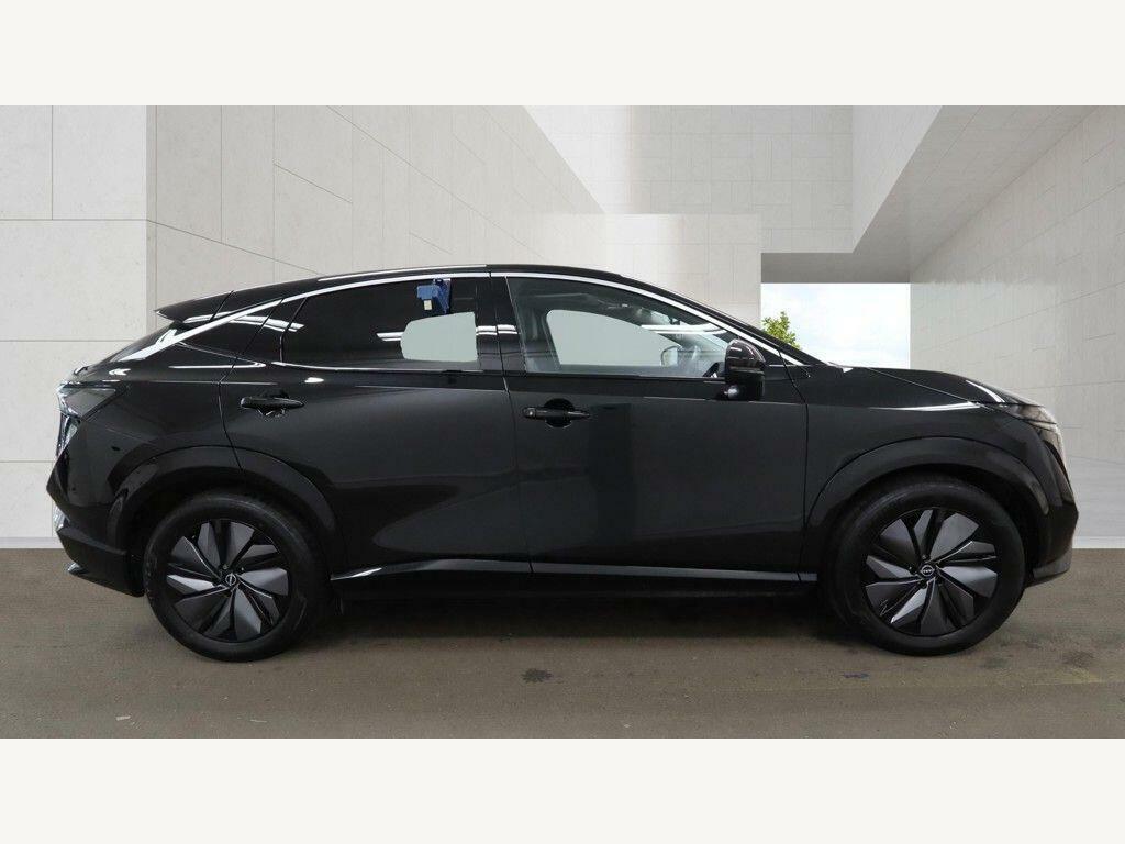 Nissan Ariya 87Kwh Advance Black #4