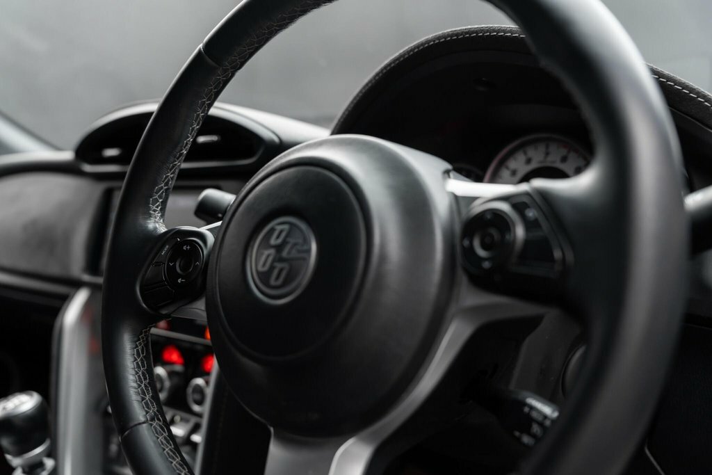 Toyota GT86 2.0 D-4s Pro  #22