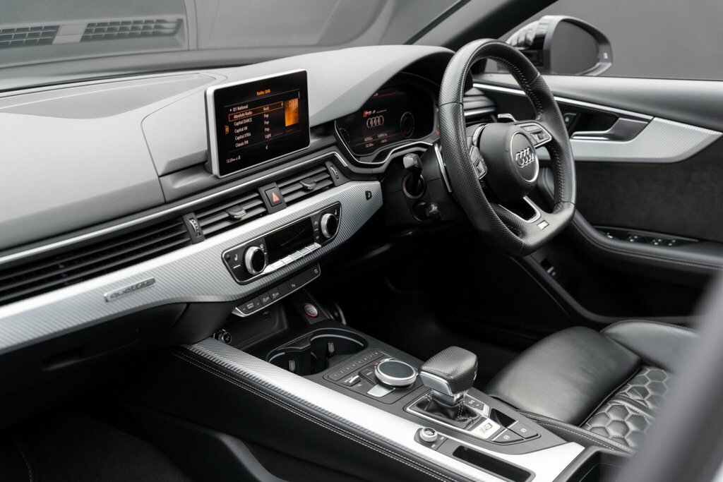 Audi RS4 Avant Tfsi V6 Grey #47