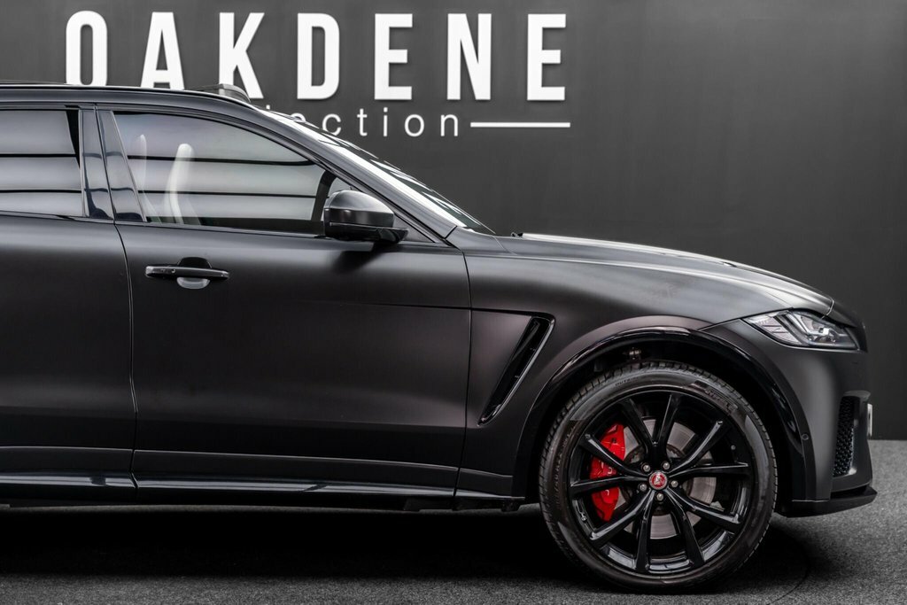Jaguar F-Pace 2.0 D180 Chequered Flag Awd Euro 6 Ss Black #41