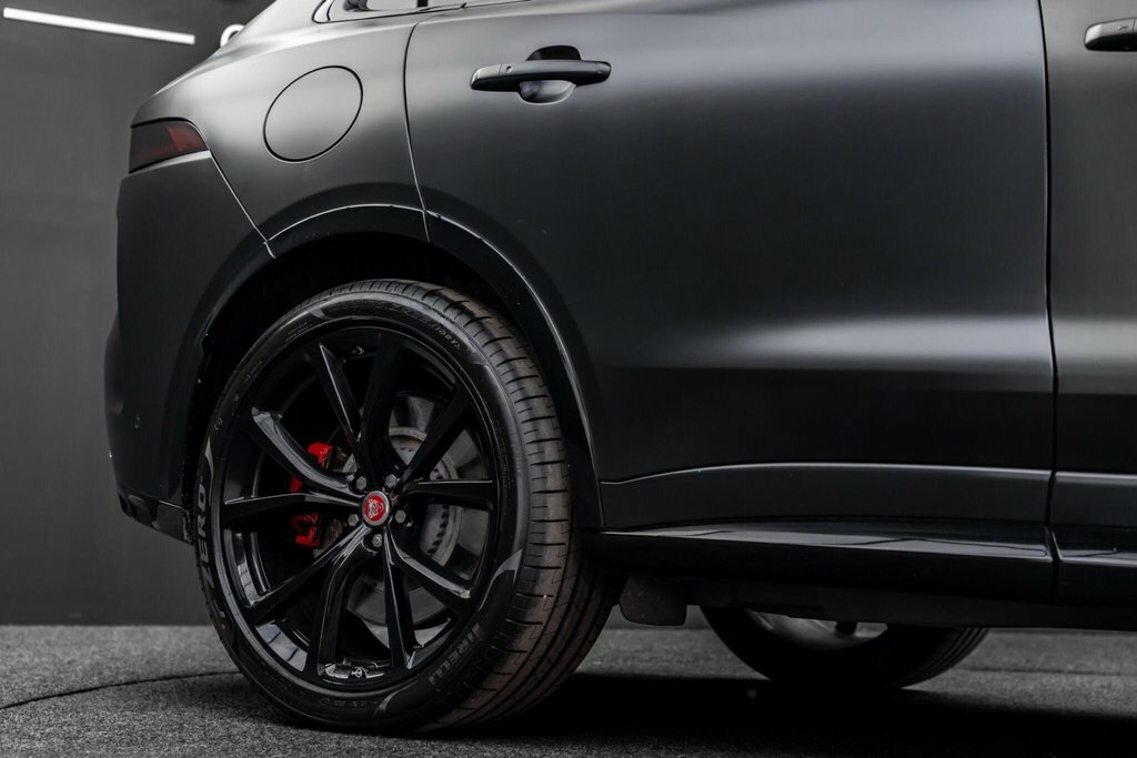 Jaguar F-Pace 2.0 D180 Chequered Flag Awd Euro 6 Ss Black #31