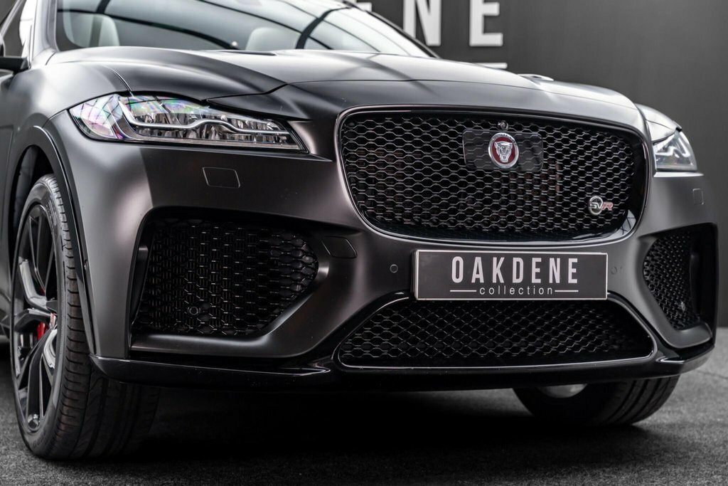 Jaguar F-Pace 2.0 D180 Chequered Flag Awd Euro 6 Ss Black #35