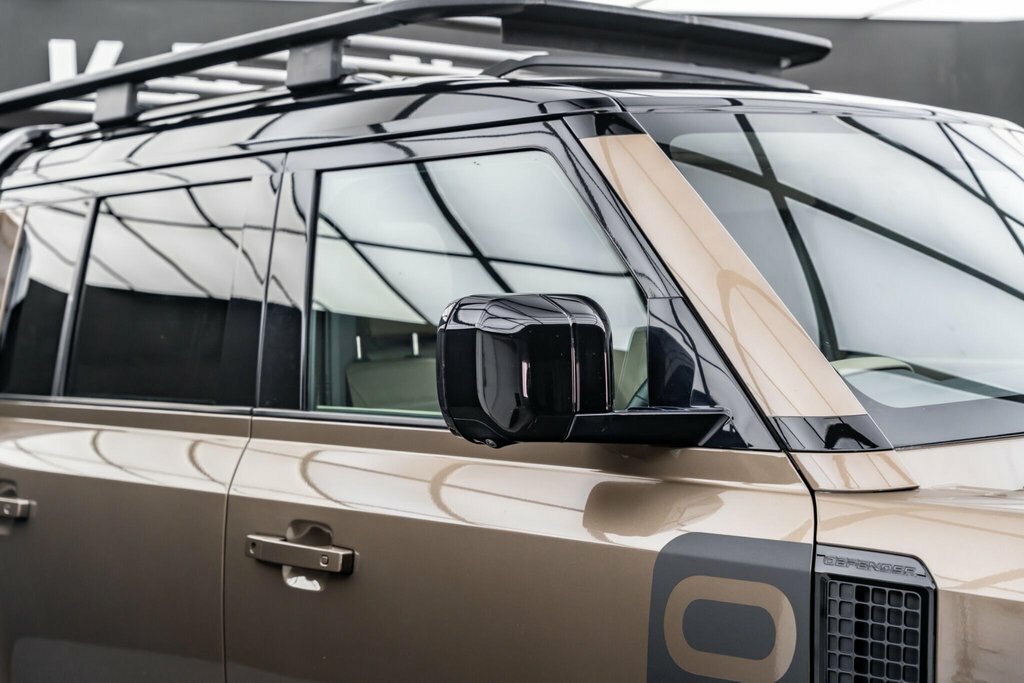 Land Rover Defender 110 First Edition Brown #31