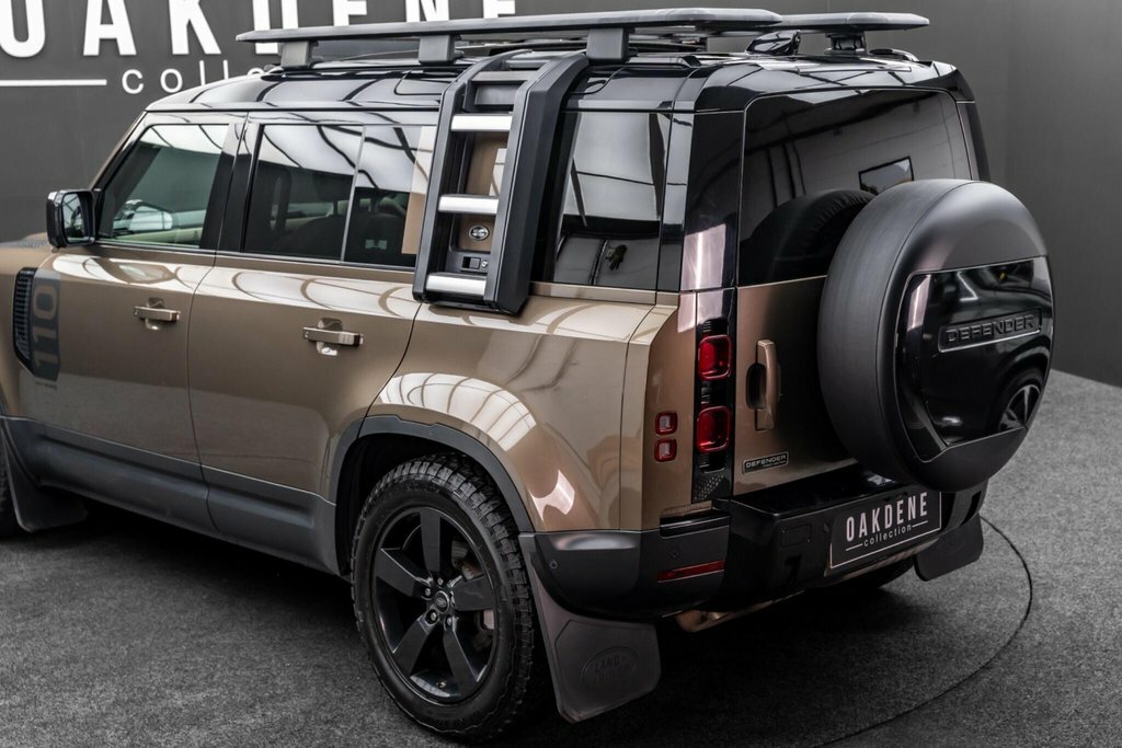 Land Rover Defender 110 First Edition Brown #17