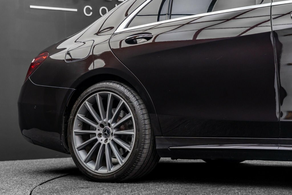 Mercedes-Benz S Class Saloon Black #29