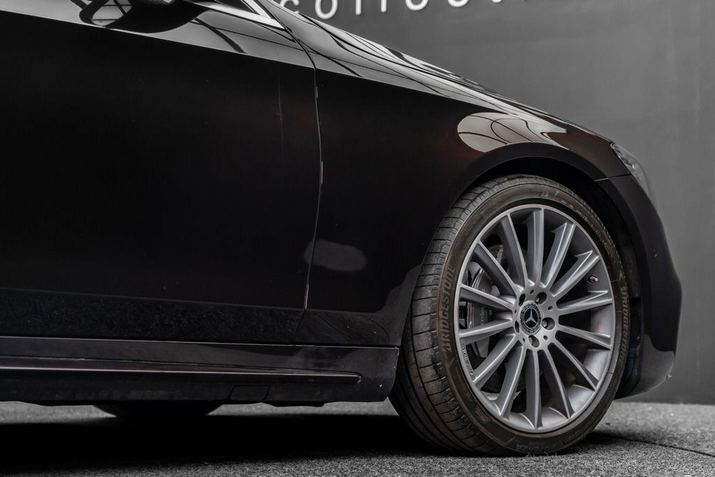 Mercedes-Benz S Class Saloon Black #33
