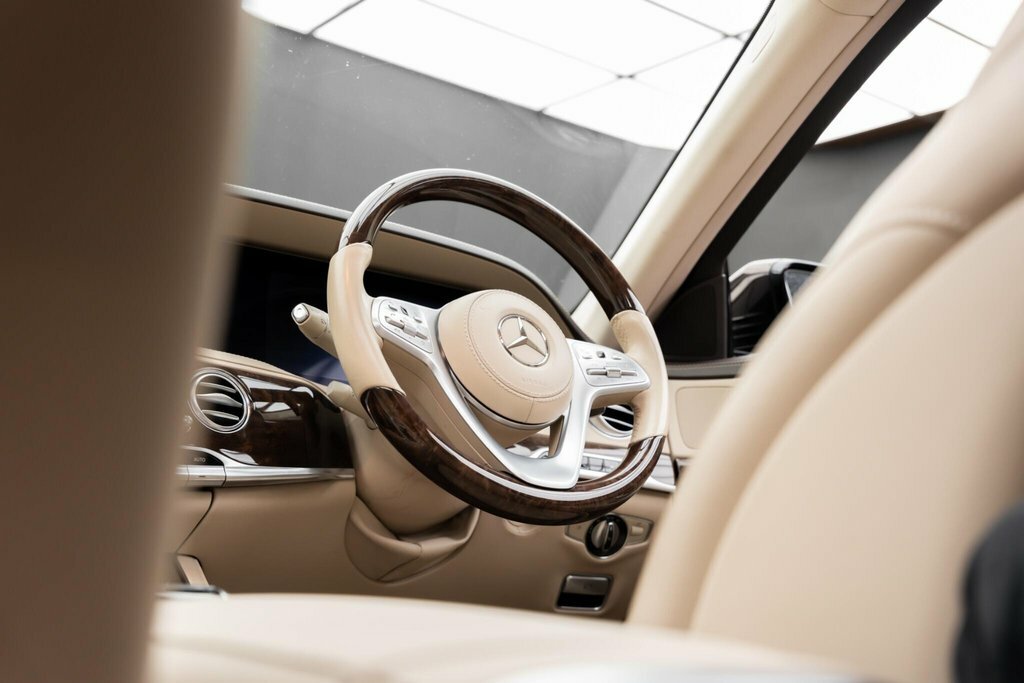 Mercedes-Benz S Class Saloon Black #34