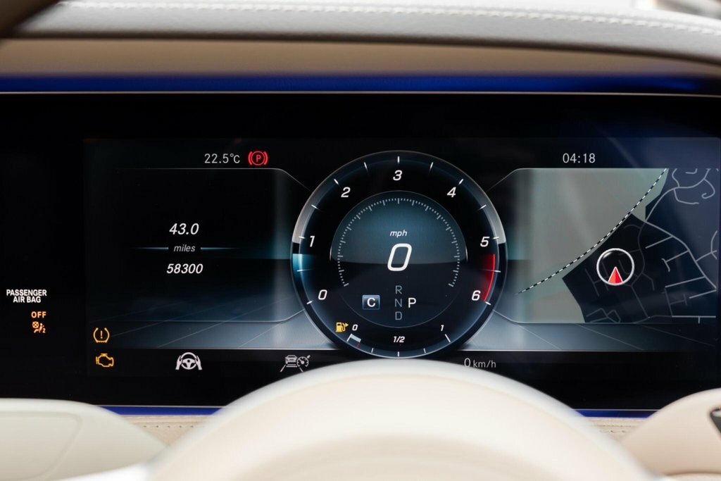 Mercedes-Benz S Class Saloon Black #32