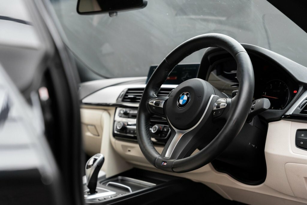 BMW 4 Series Gran Coupe M Sport Black #14