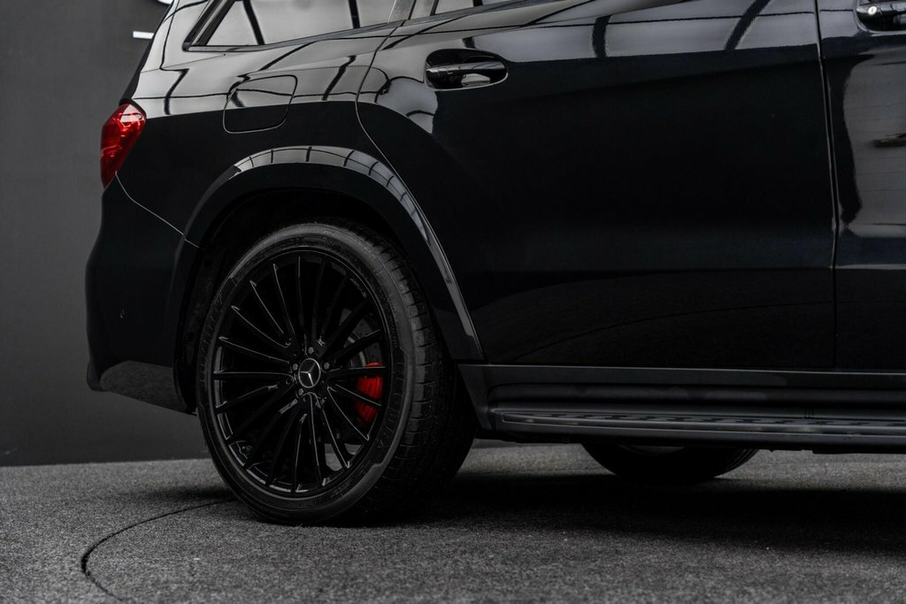 Mercedes-Benz GLS Class Designo Line Black #32