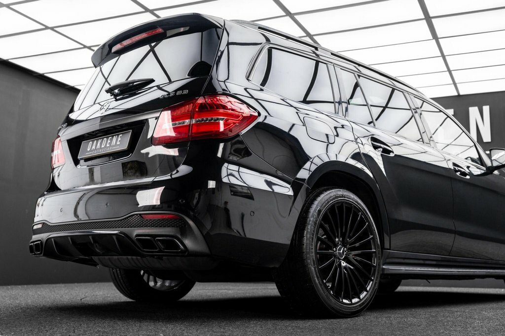 Mercedes-Benz GLS Class Designo Line Black #18