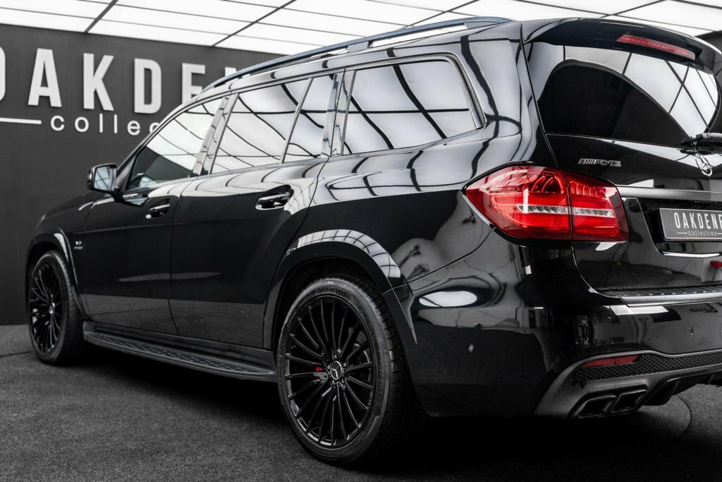 Mercedes-Benz GLS Class Designo Line Black #25