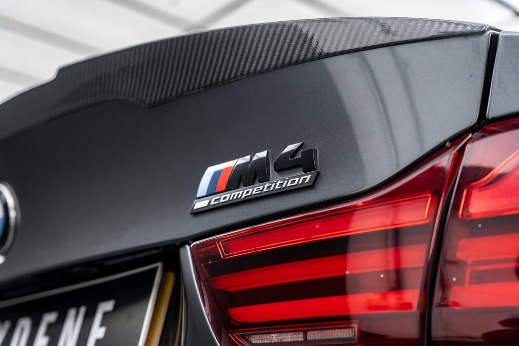 BMW M4 M4 Competition Orange #42