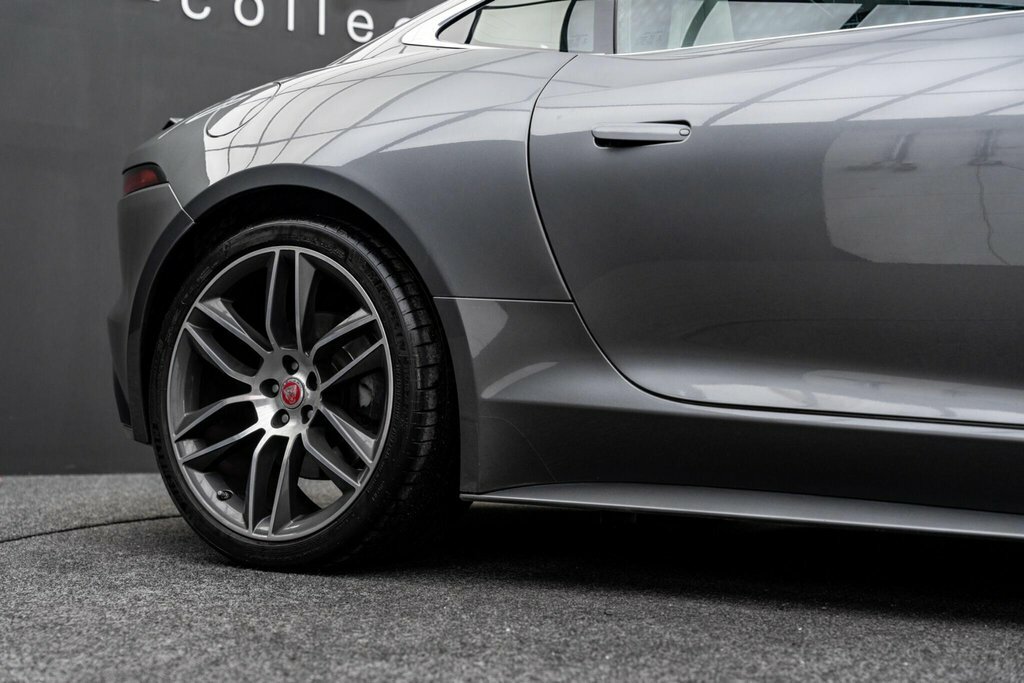 Jaguar F-Type 2017 17 3.0 Black #33