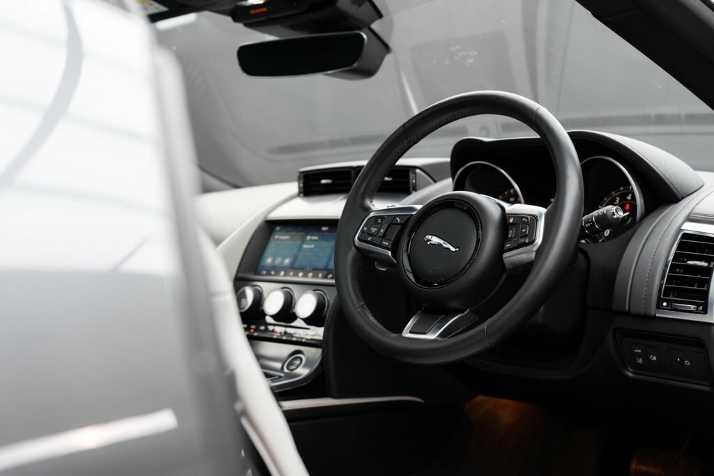Jaguar F-Type 2017 17 3.0 Black #18