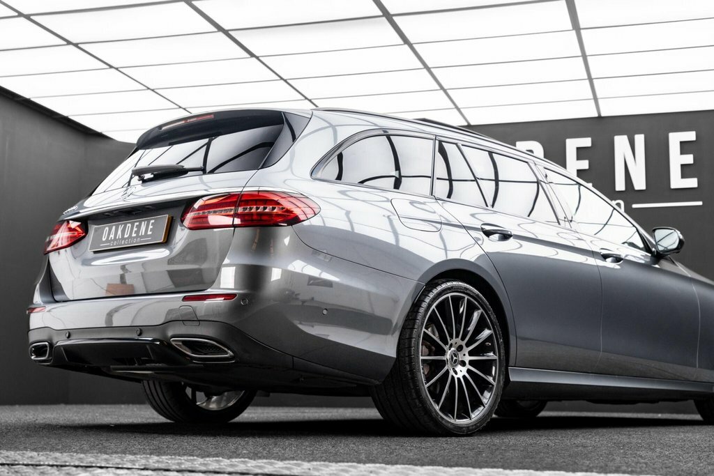Mercedes-Benz E Class E 300 Amg Line Edition De Red #15