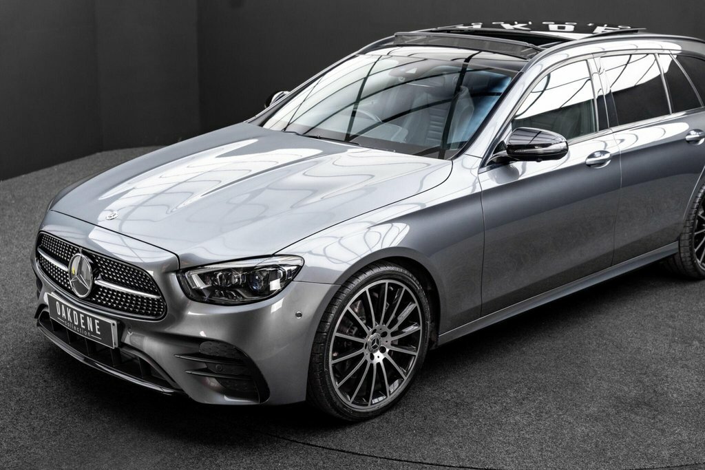 Mercedes-Benz E Class E 300 Amg Line Edition De Red #11