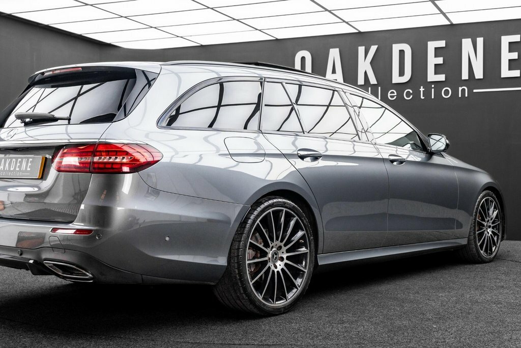 Mercedes-Benz E Class E 300 Amg Line Edition De Red #25