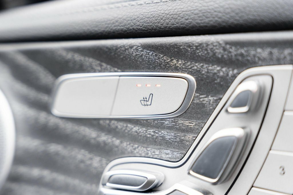 Mercedes-Benz E Class E 300 Amg Line Edition De Red #10