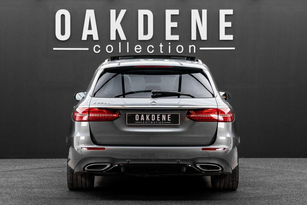 Mercedes-Benz E Class E 300 Amg Line Edition De Red #9