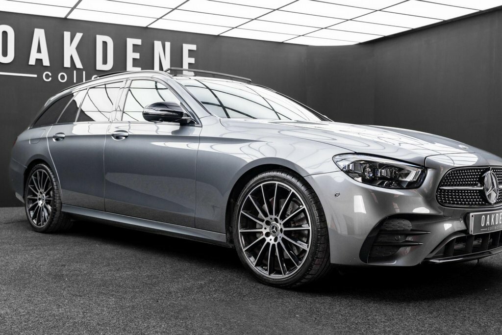 Mercedes-Benz E Class E 300 Amg Line Edition De Red #19