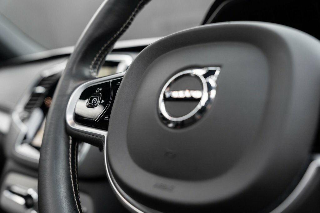 Volvo XC90 Inscription B5 #34
