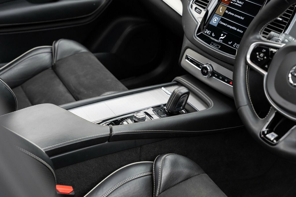 Volvo XC90 Inscription B5 #22
