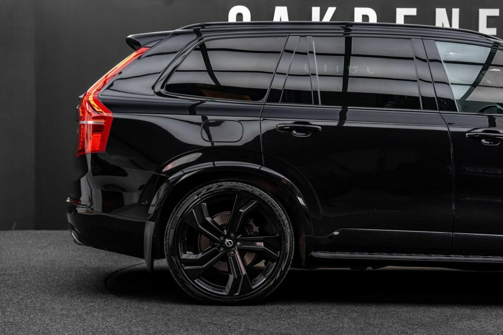 Volvo XC90 Inscription B5 #43