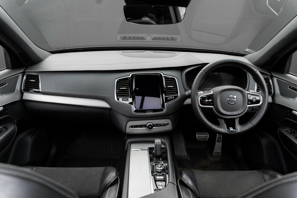 Volvo XC90 Inscription B5 #30