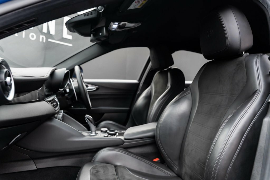 Alfa Romeo Giulia 2.0T Veloce Ti Euro 6 Ss  #2