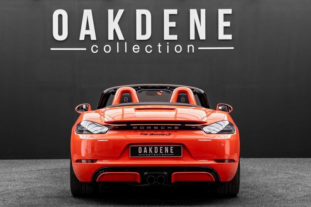 Porsche 718 Boxster Boxster Roadster 2.0 Silver #9