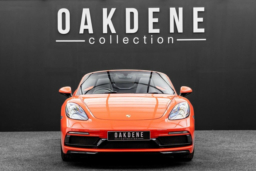 Porsche 718 Boxster Boxster Roadster 2.0 Silver #7