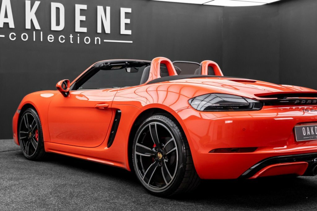 Porsche 718 Boxster Boxster Roadster 2.0 Silver #21