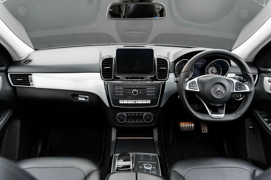 Mercedes-Benz GLE Class Amg Night Edition Black #32
