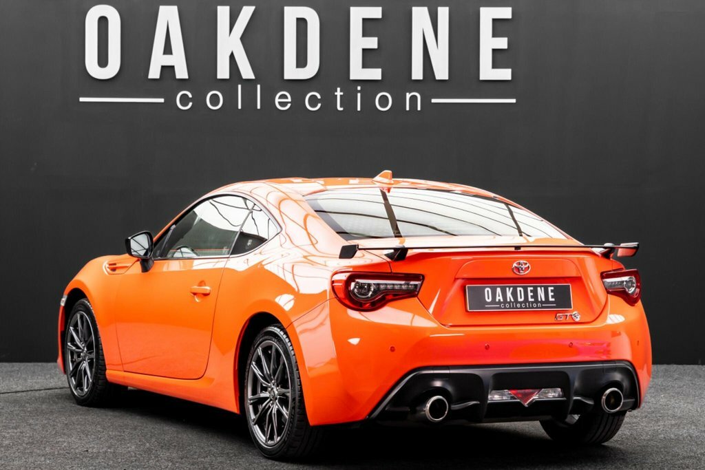 Toyota GT86 2.0 Boxer D-4s Club Series Orange Edition Euro 6 2 #3