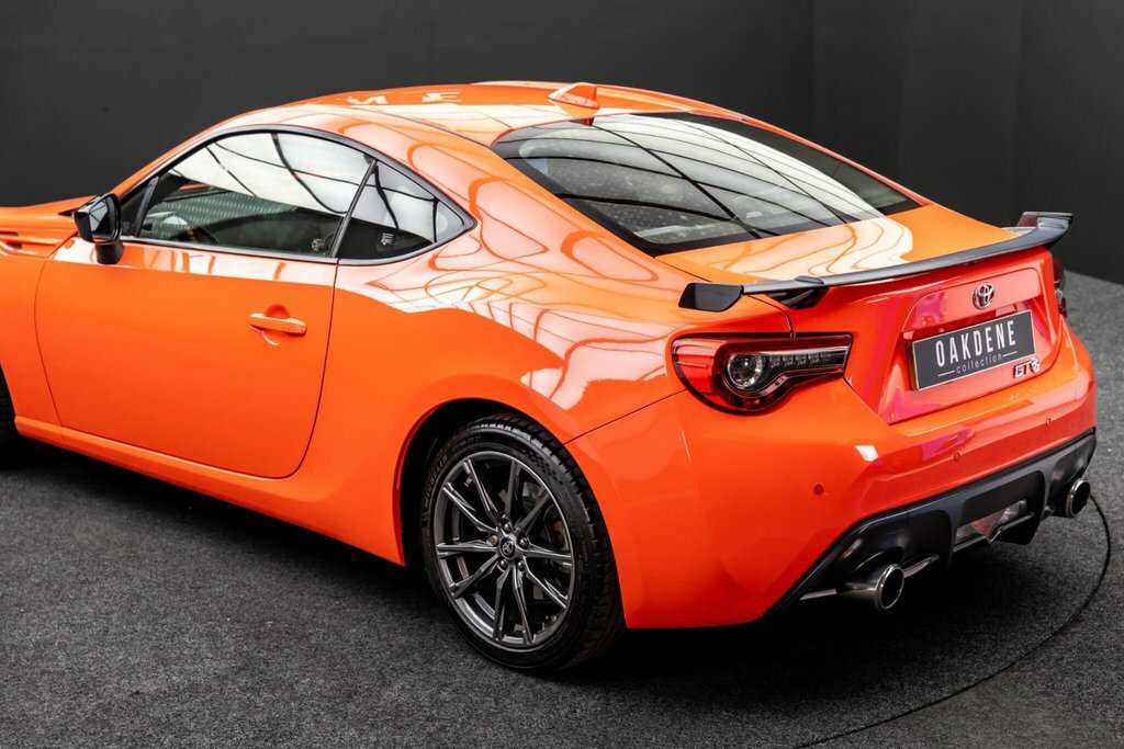 Toyota GT86 2.0 D-4s Pro White #12