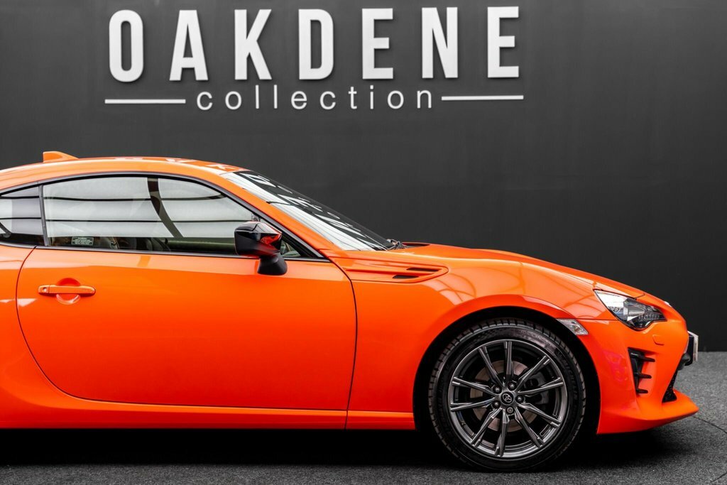 Toyota GT86 2.0 D-4s Pro White #34