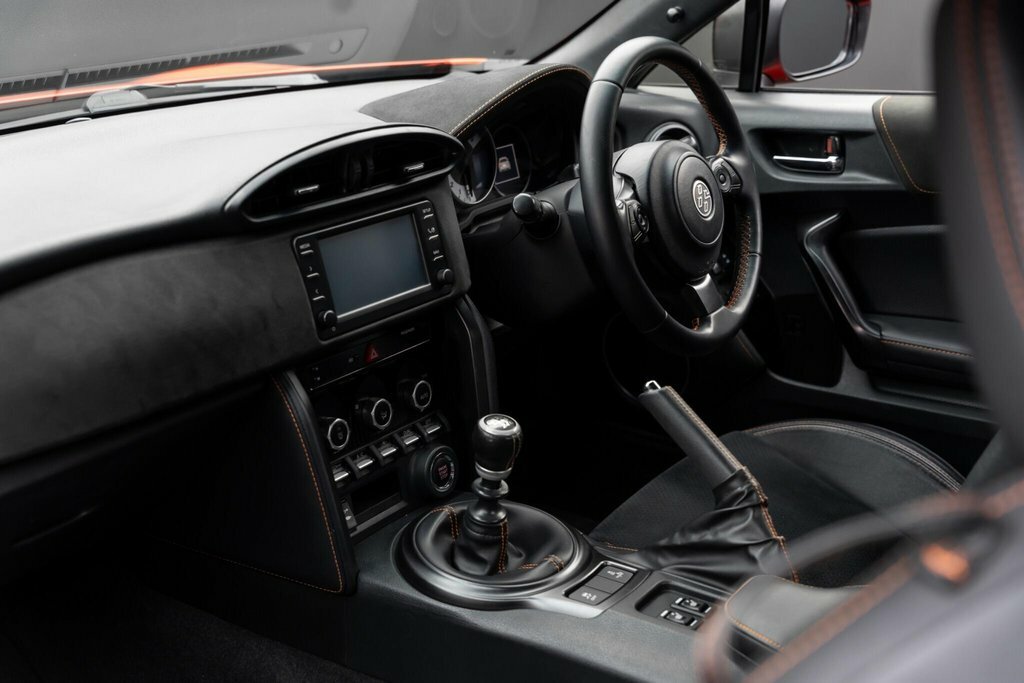 Toyota GT86 2.0 Boxer D-4s Club Series Orange Edition Euro 6 2 #4