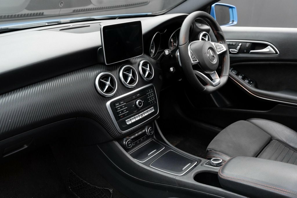 Mercedes-Benz A Class 2.1L Sport Edition Blue #35